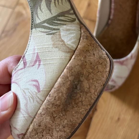 Aldo Floral Heels - Picture 4 of 5